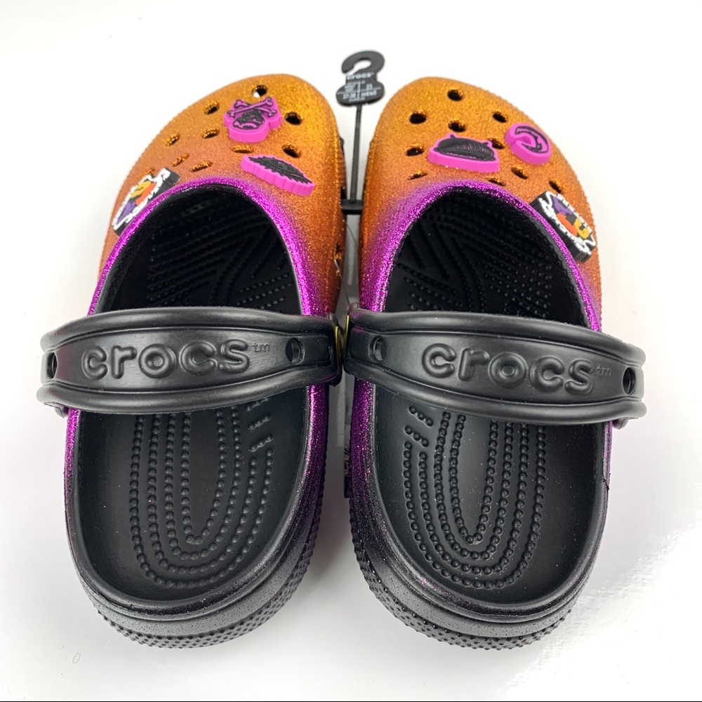 CROCS Classic Disney Hocus Pocus Clogs - Picture 9 of 15